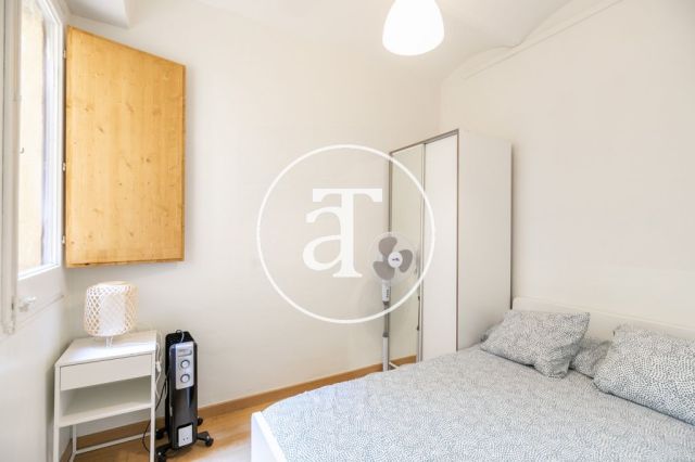 Monthly rental apartment with 2 bedrooms in Poblenou 17