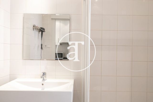 Monthly rental apartment with 2 bedrooms in Poblenou 20