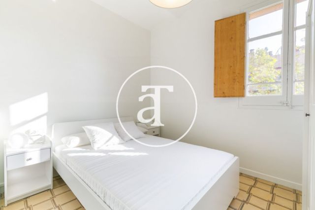 Appartement de 2 chambres à louer pour une courte durée à Poblenou 11