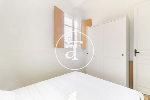 Appartement de 2 chambres à louer pour une courte durée à Poblenou 14