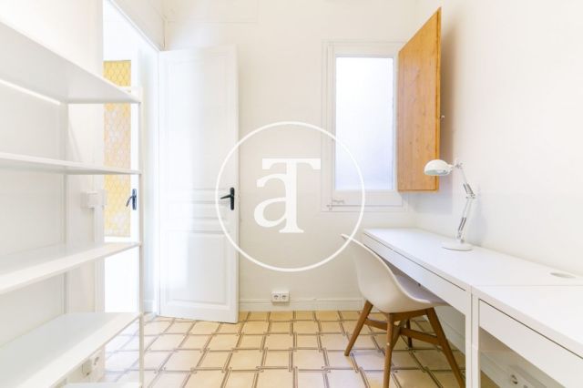 Appartement de 2 chambres à louer pour une courte durée à Poblenou 22