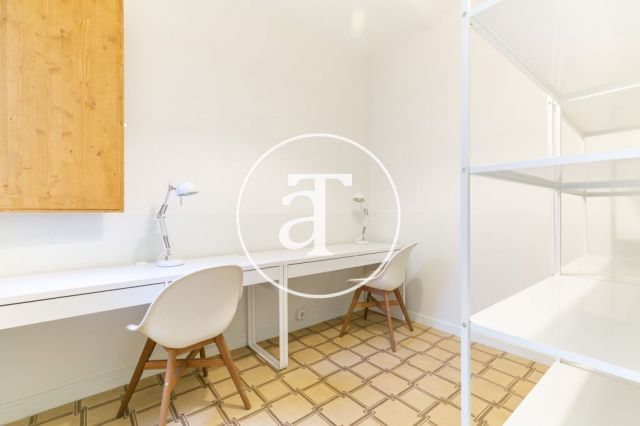 Appartement de 2 chambres à louer pour une courte durée à Poblenou 18