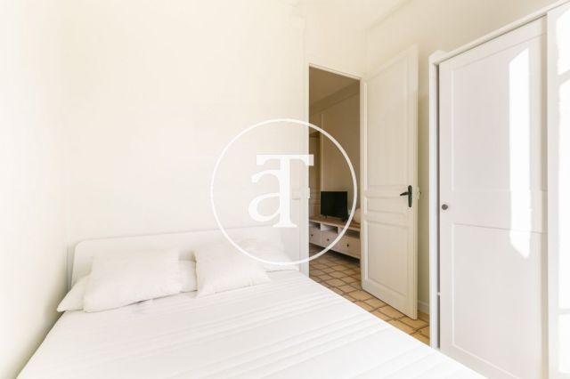 Appartement de 2 chambres à louer pour une courte durée à Poblenou 17