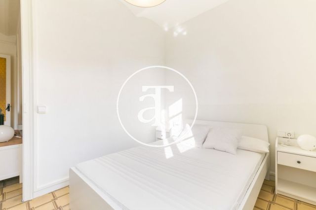 Appartement de 2 chambres à louer pour une courte durée à Poblenou 12