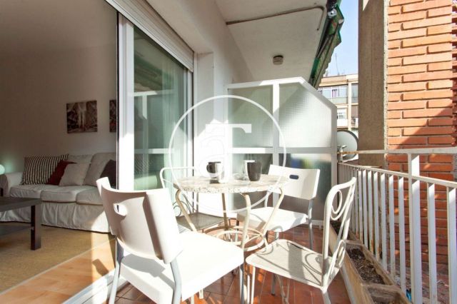 Piso de alquiler temporal con 4 habitaciones en calle Villarroel en Barcelona 8