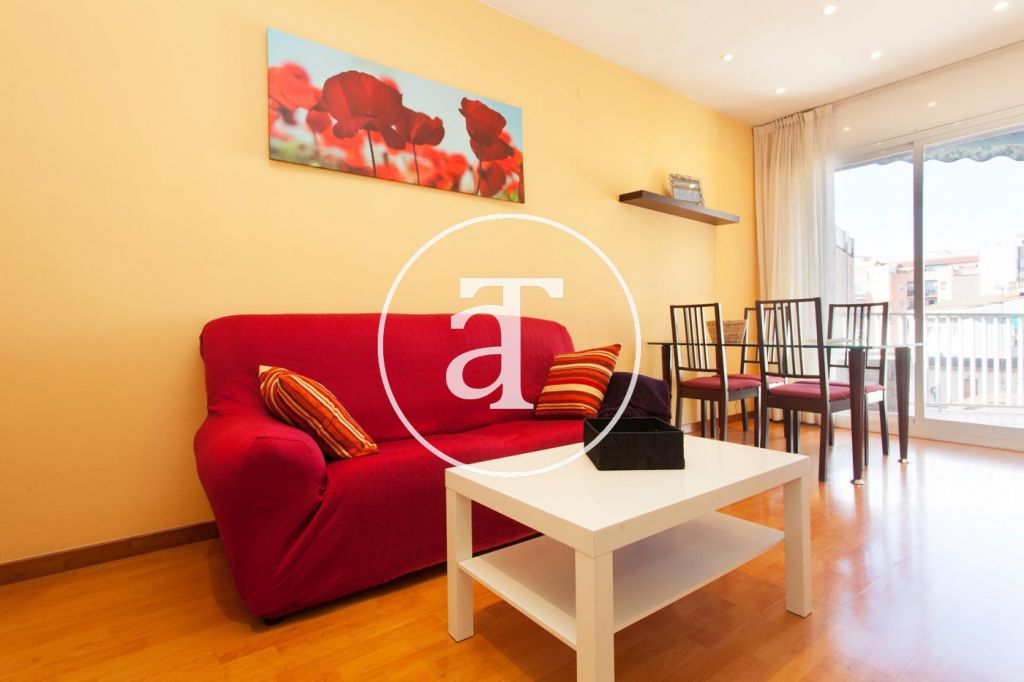 Monthly rental apartment with 2 bedrooms and terrace in Eixample, Barcelona 1