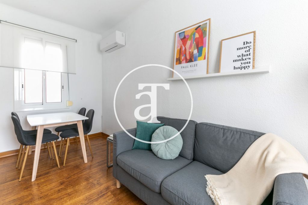 Monthly rental apartment furnished and equipped in Gracia