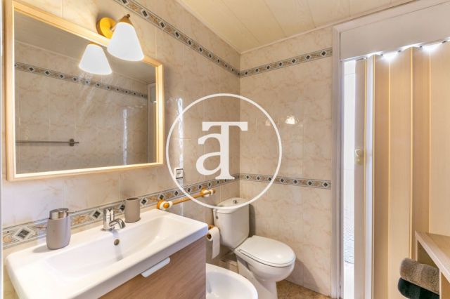 Monthly rental apartment furnished and equipped in Gracia 16