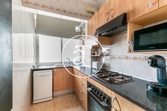Monthly rental apartment furnished and equipped in Gracia 6