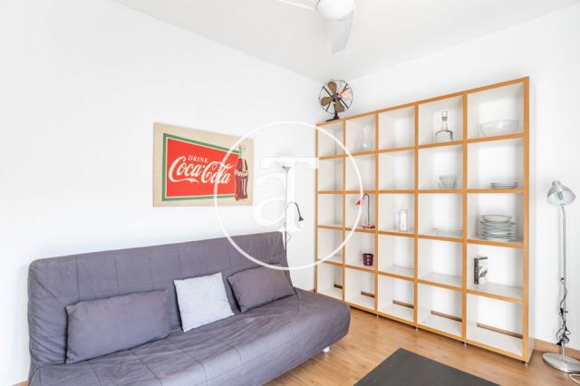 1 chambre à coucher en location temporaire à Villa de Gracia 3