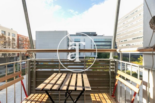 Bright furnished apartment in Poblenou 6