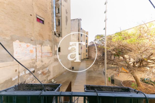 Monthly rental apartment in central area of Barcelona 6