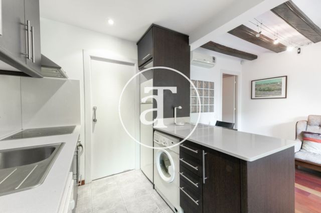 Monthly rental apartment in central area of Barcelona 14