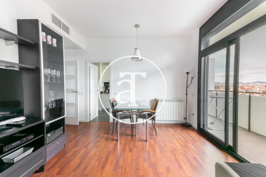 Appartement en location temporaire avec 3 chambres doubles et terrasse à Hospitalet de Llobregat 1