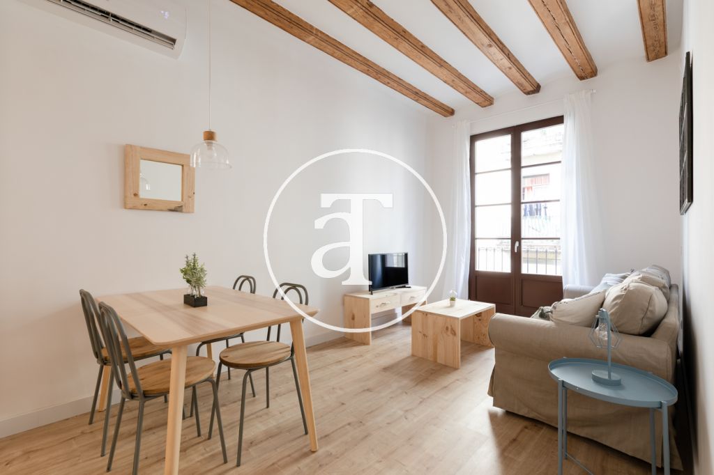 Alquiler temporal de apartamento de 3 habitaciones en Barcelona 1