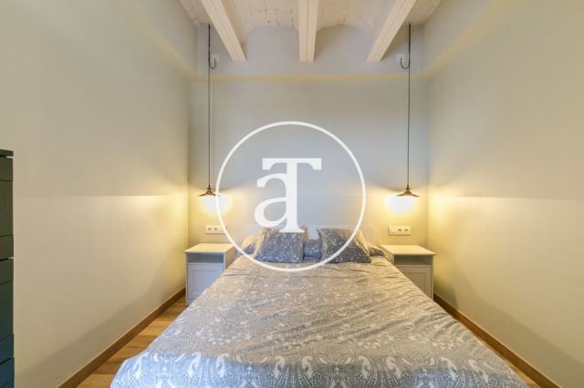 Apartamento de alquiler temporal de 2 habitaciones dobles en Eixample 21