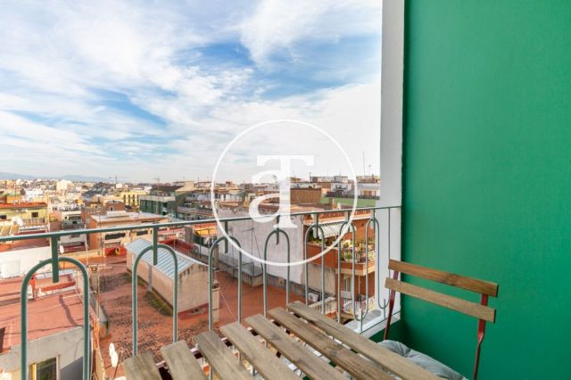 Apartamento de alquiler temporal de 2 habitaciones dobles en Eixample 9