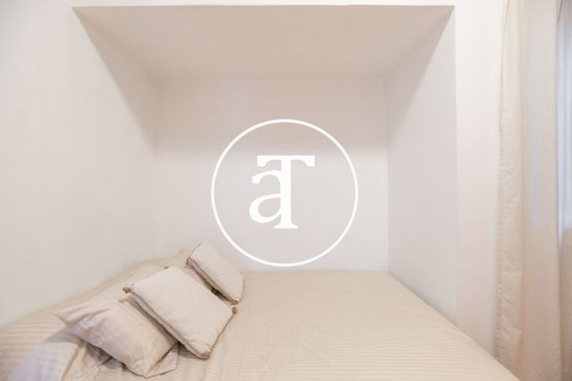 Monthly rental apartment with 2 bedrooms in Gracia 17
