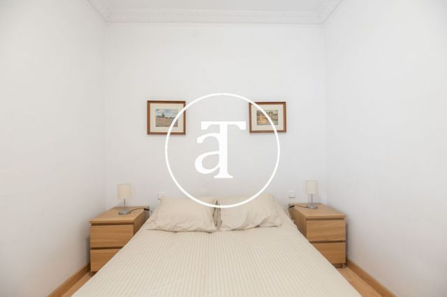 Monthly rental apartment with 2 bedrooms in Gracia 11