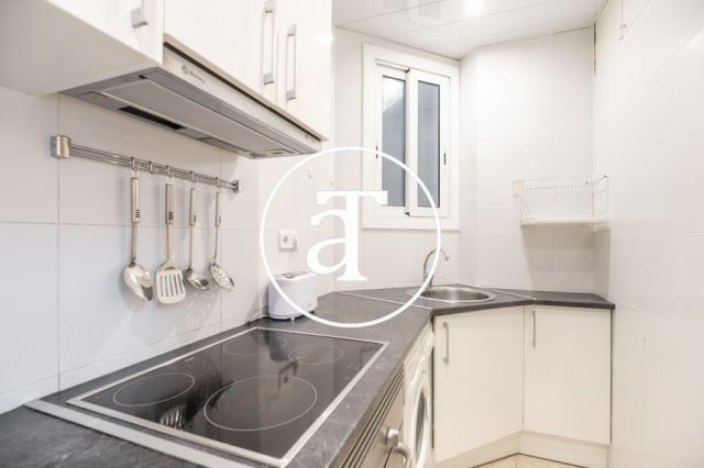 Monthly rental apartment with 2 bedrooms in Gracia 10
