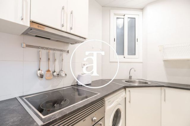 Monthly rental apartment with 2 bedrooms in Gracia 9