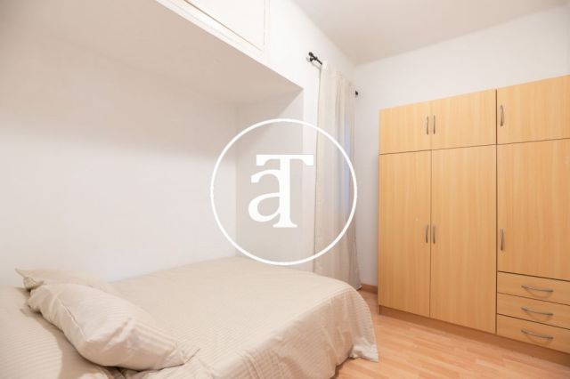 Monthly rental apartment with 2 bedrooms in Gracia 14