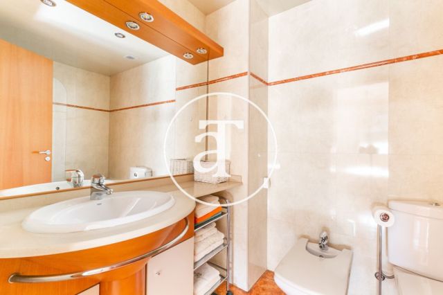 Monthly rental apartment with 2 double bedrooms in Gracia 29