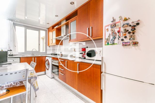 Monthly rental apartment with 2 double bedrooms in Gracia 12