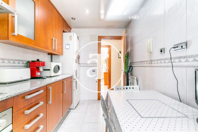 Monthly rental apartment with 2 double bedrooms in Gracia 13