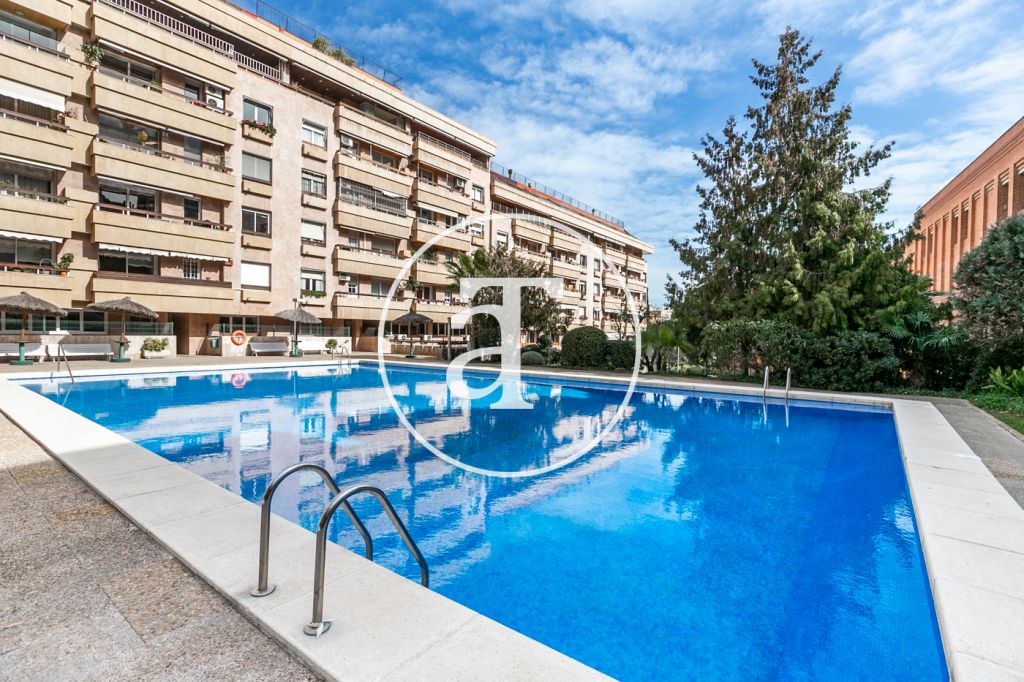 Apartamento de alquiler temporal con terraza en Sarriá-Sant Gervasi 1