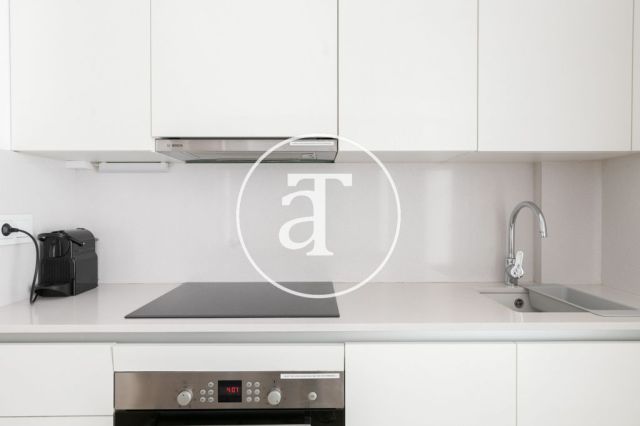 Apartamento de alquiler temporal con 2 habitaciones en barrio El Born 15