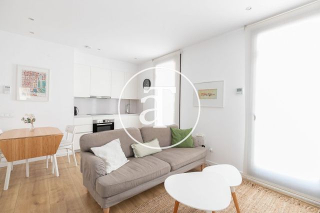 Apartamento de alquiler temporal con 2 habitaciones en barrio El Born 2