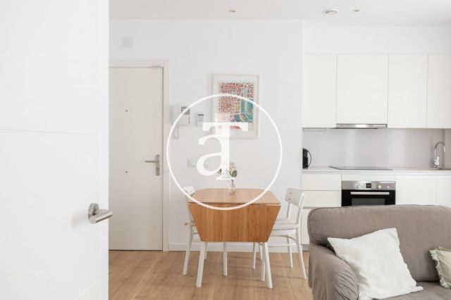 Apartamento de alquiler temporal con 2 habitaciones en barrio El Born 5