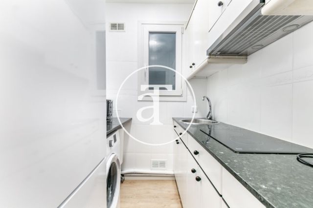 Piso de alquiler temporal de 2 habitaciones dobles en Poblenou 12