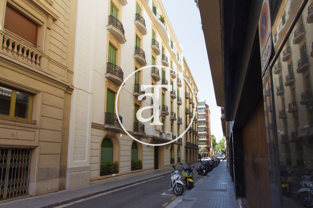 Monthly rental with 2 bedroom apartment in San Gervasi in Barcelona 34