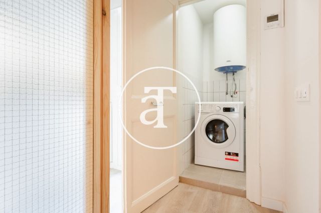 Monthly rental apartment with one bedroom in Gracia 16