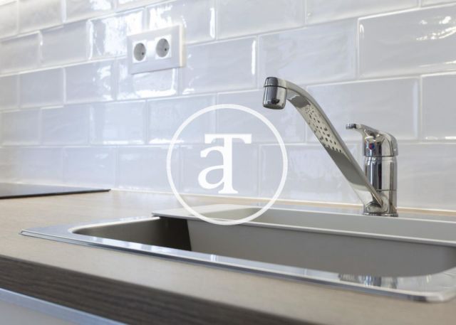 Monthly rental apartment with 1 bedroom apartment in Llibertat street in Barcelona 10
