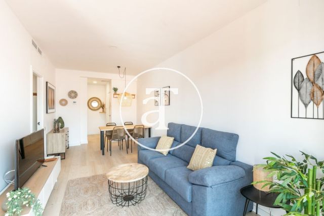 Monthly rental penthouse with 2 bedroom and terrace in Gracia 11