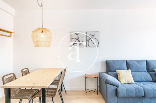 Monthly rental penthouse with 2 bedroom and terrace in Gracia 16
