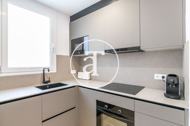 Monthly rental penthouse with 2 bedroom and terrace in Gracia 26