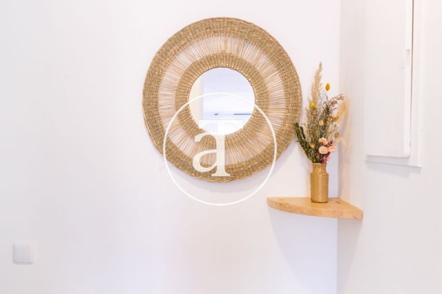 Monthly rental penthouse with 2 bedroom and terrace in Gracia 24