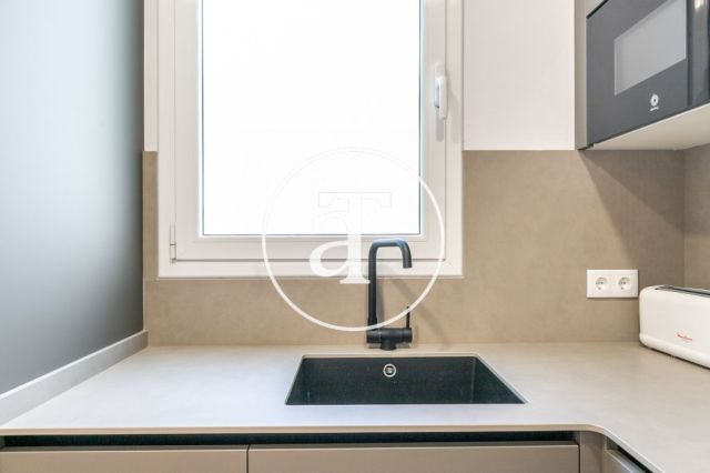 Monthly rental penthouse with 2 bedroom and terrace in Gracia 29