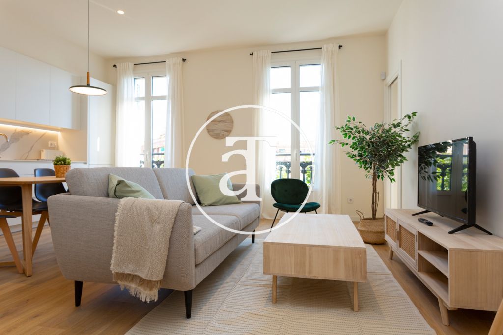 Monthly rental apartment with 2 bedrooms in Eixample Dreta 2
