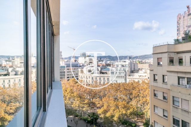 Designer furnished apartment steps from Plaza Catalunya 16