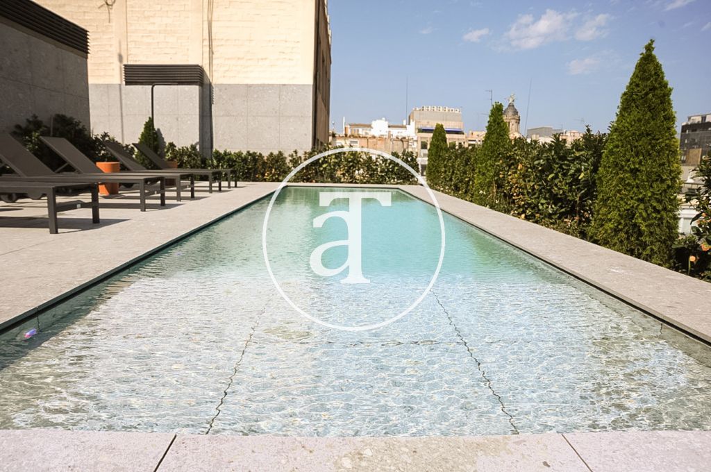 Piso de obra nueva, de alquiler temporal con 2 habitaciones en privilegiada zona de Barcelona 10