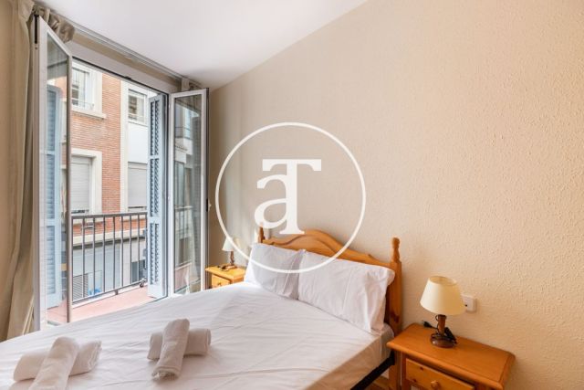 Monthly rental apartment steps away from Paseo Sant Joan 17