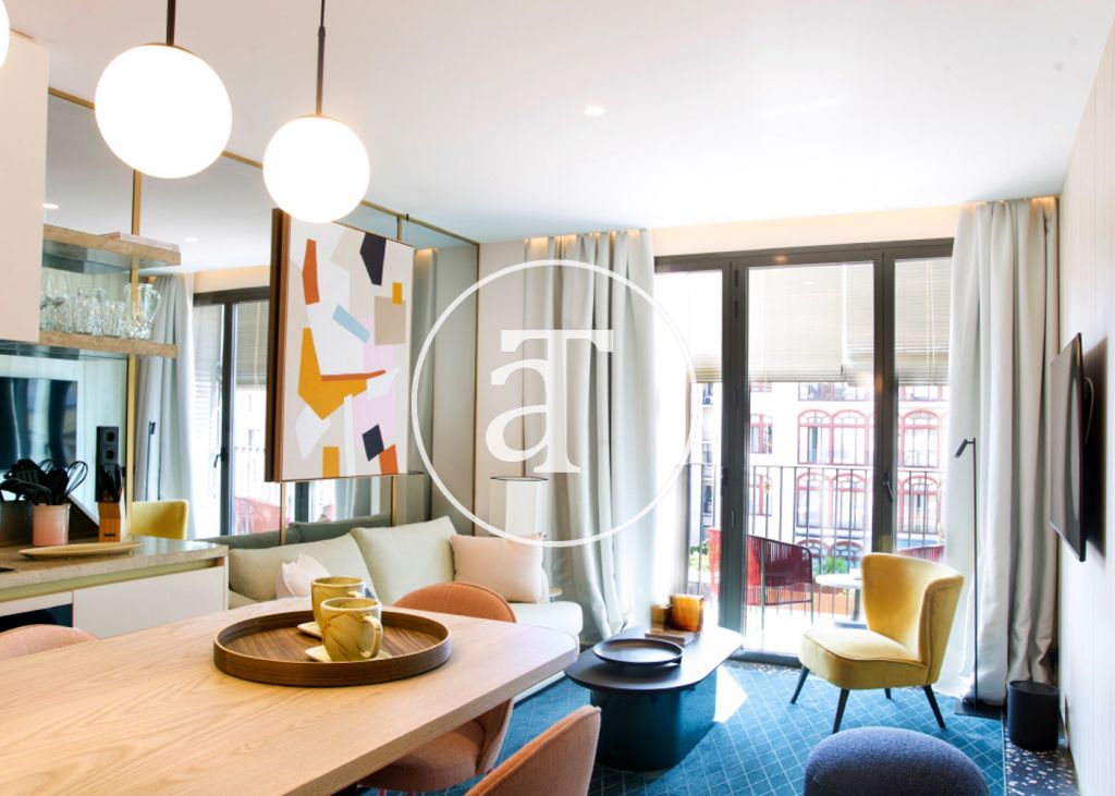 Piso de estreno de alquiler temporal de 2 habitaciones y terraza en Eixample Dreta 1