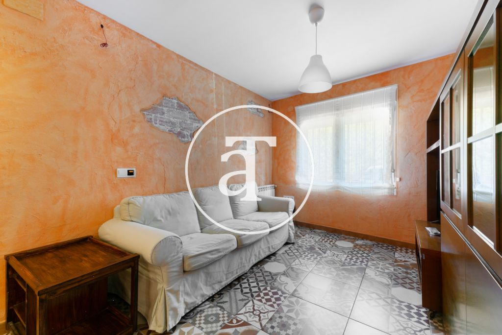 Monthly rental apartment with 3 bedroom close to Park Güell 2