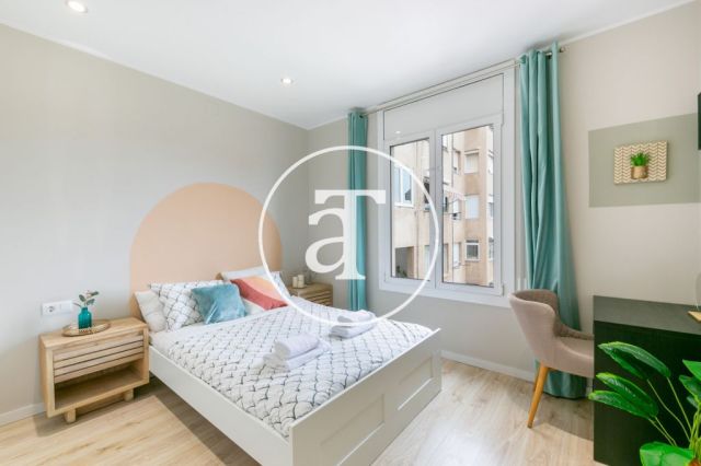 Monthly rental apartment with 2 bedrooms and terrace in Les Corts 21