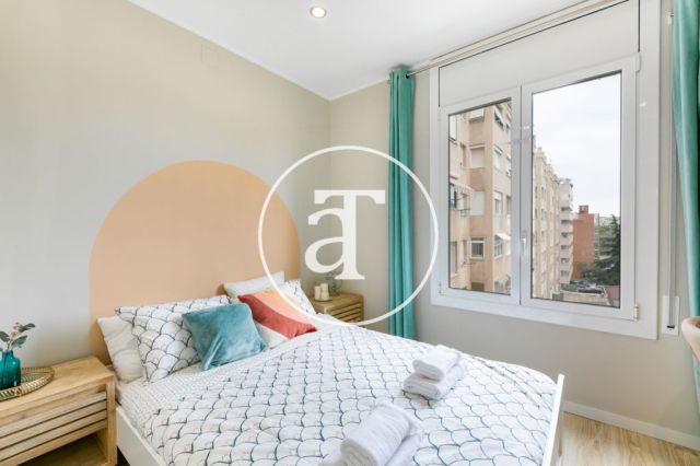 Monthly rental apartment with 2 bedrooms and terrace in Les Corts 22
